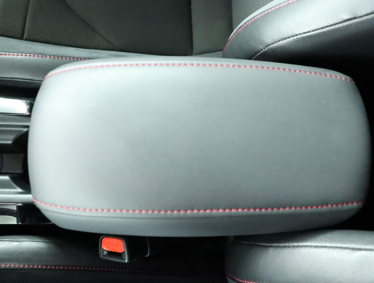 Toyota Corolla - 2.0 Hybrid Executive 64