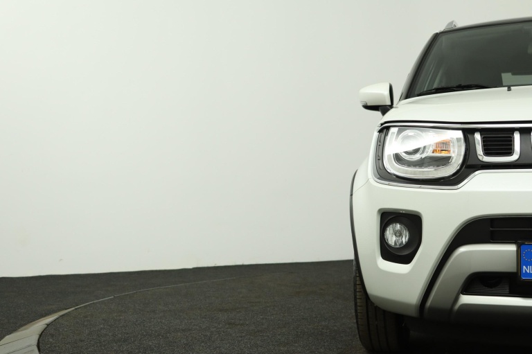 Suzuki Ignis - 1.2 Smart Hybrid Style 36