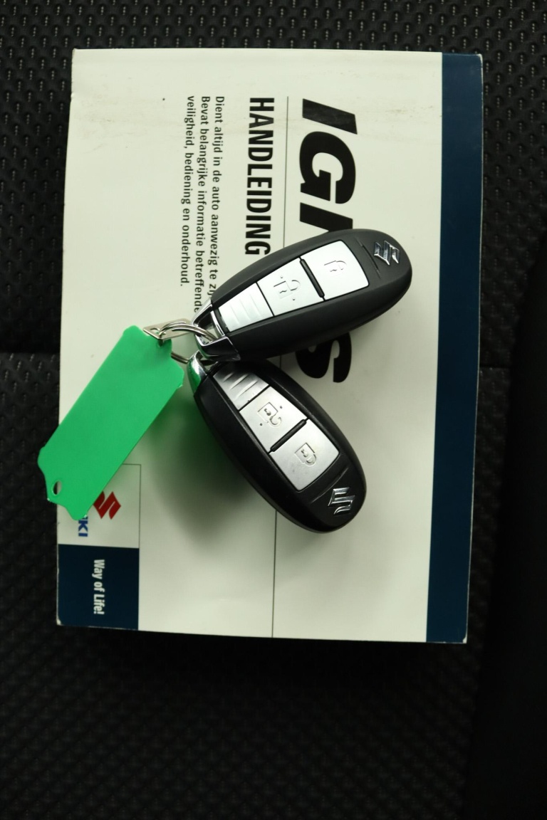 Suzuki Ignis - 1.2 Stijl Intro 11