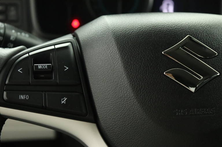 Suzuki Ignis - 1.2 Stijl Intro 19