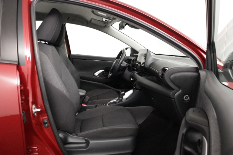 Toyota Yaris - 1.5 Hybrid Dynamic 22