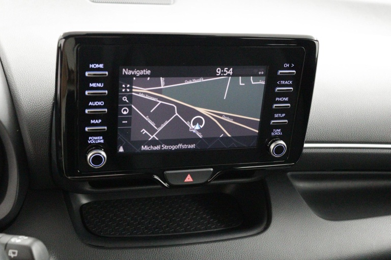 Toyota Yaris - 1.5 Hybrid Dynamic 28