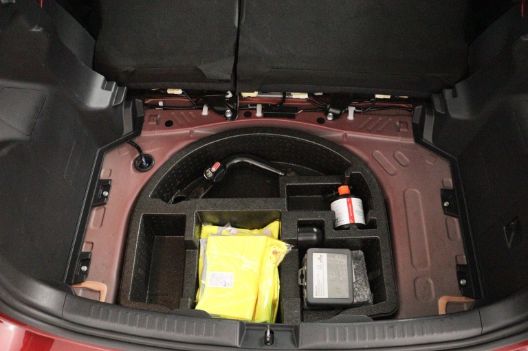 Toyota Yaris - 1.5 Hybrid Dynamic 34