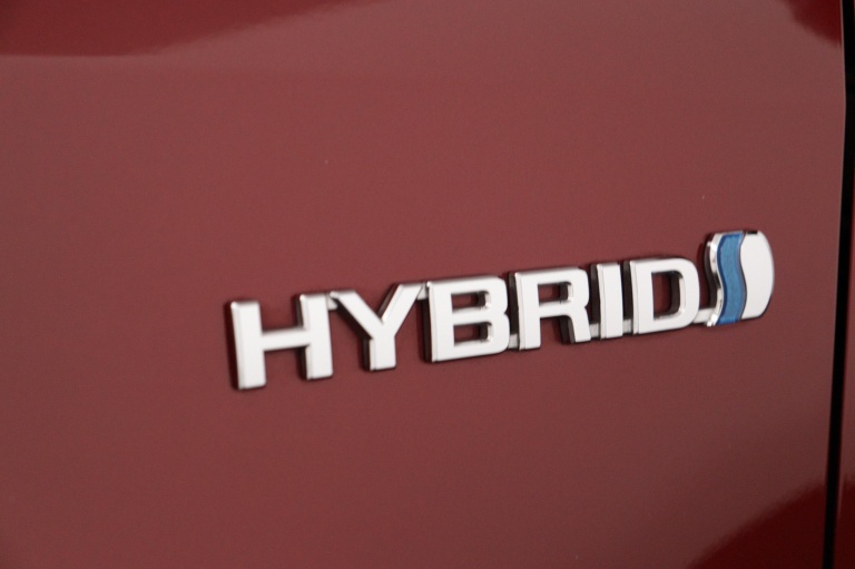 Toyota Yaris - 1.5 Hybrid Dynamic 38