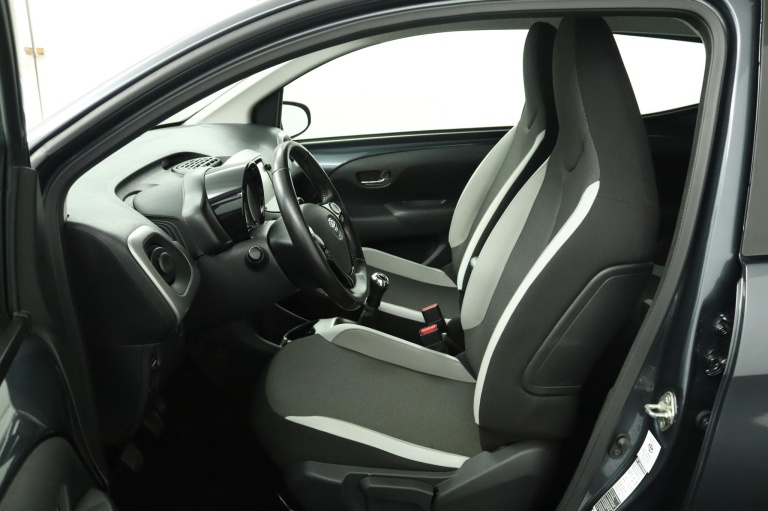 Toyota Aygo - 1.0 VVT-i x-play 17