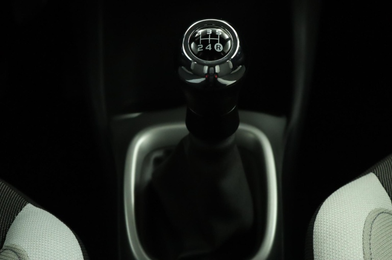 Toyota Aygo - 1.0 VVT-i x-play 27