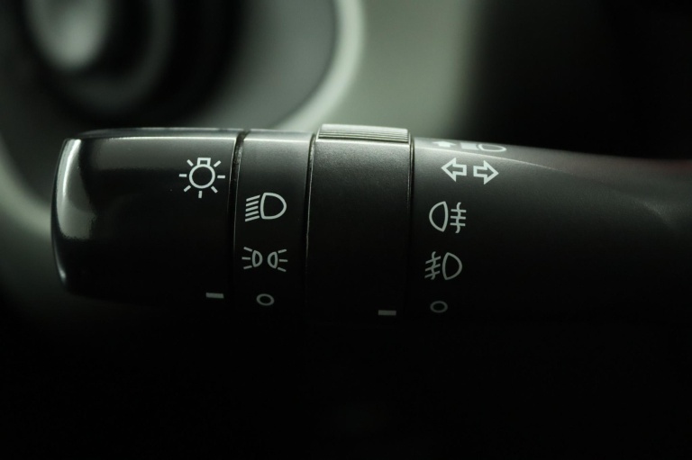Toyota Aygo - 1.0 VVT-i x-play 30