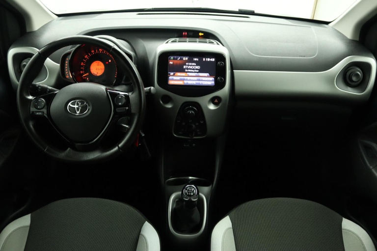 Toyota Aygo - 1.0 VVT-i x-play 4