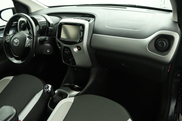 Toyota Aygo - 1.0 VVT-i x-play 42