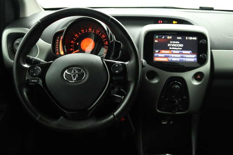 Toyota Aygo - 1.0 VVT-i x-play 50