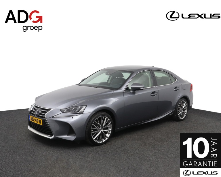 Lexus IS - 300h Luxury Line 1