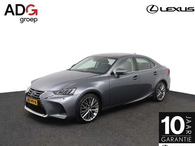 Lexus IS - 300h Luxury Line
