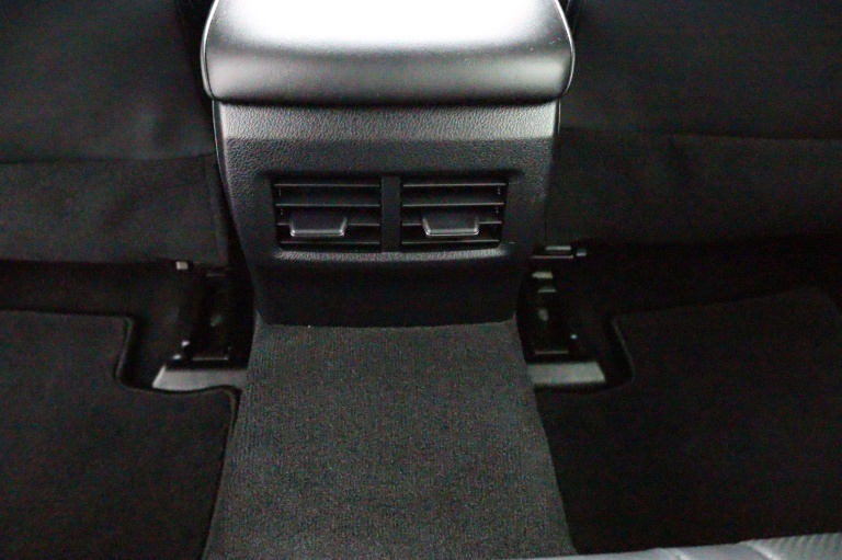 Lexus IS - 300h Luxury Line 36