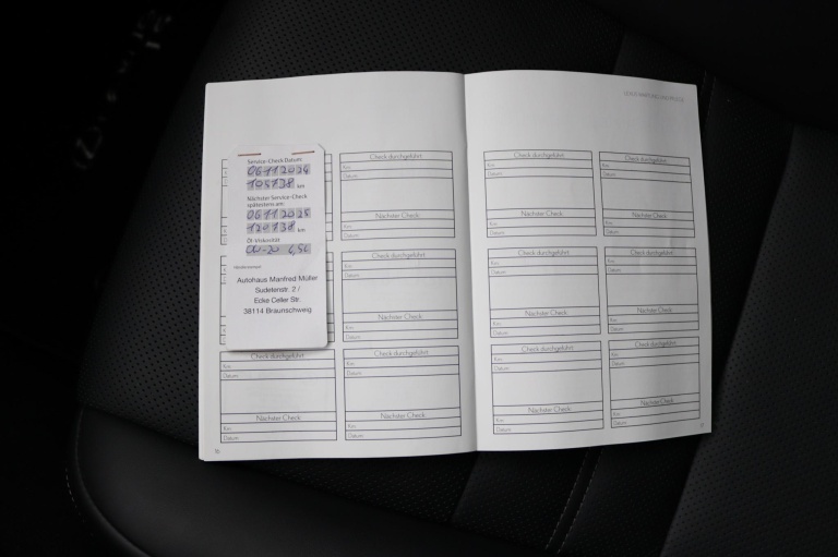 Lexus IS - 300h Luxury Line 47