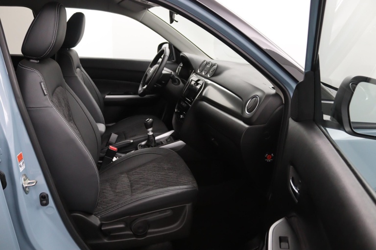 Suzuki Vitara - 1.4 Boosterjet Comfort Smart Hybrid 22