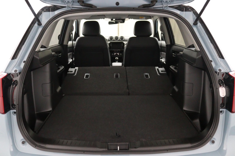 Suzuki Vitara - 1.4 Boosterjet Comfort Smart Hybrid 26
