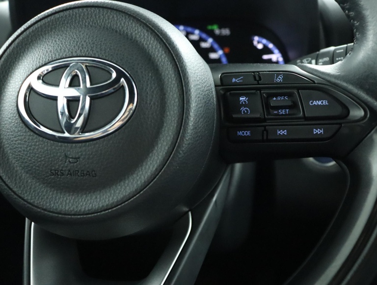 Toyota Yaris Cross - 1.5 Hybrid Dynamic 18
