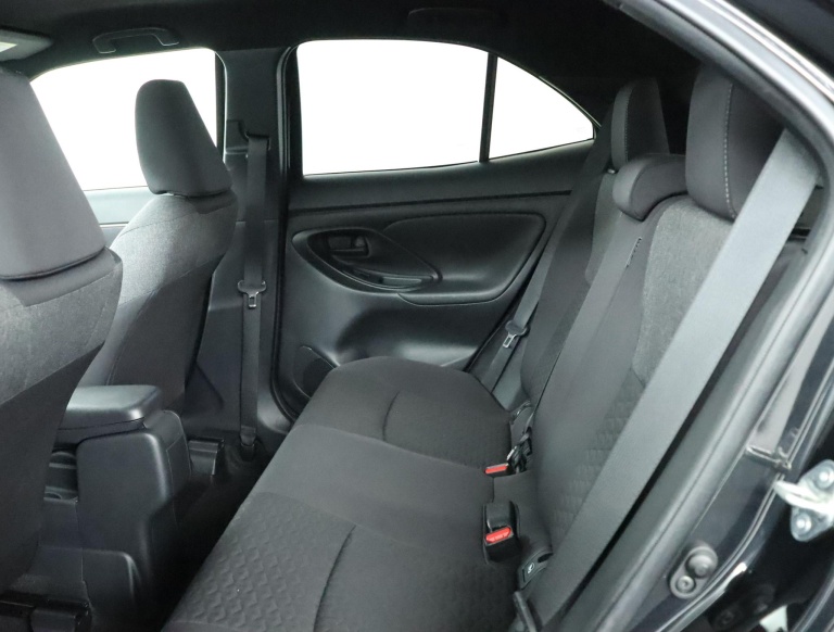 Toyota Yaris Cross - 1.5 Hybrid Dynamic 21