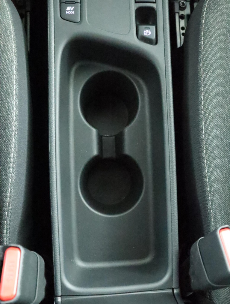 Toyota Yaris Cross - 1.5 Hybrid Dynamic 59