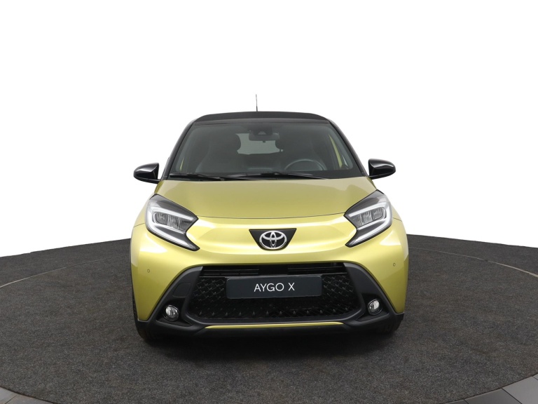 Toyota Aygo X - 1.0 VVT-i S-CVT Premium 16