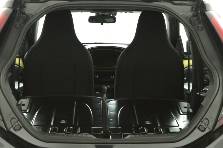 Toyota Aygo X - 1.0 VVT-i S-CVT Premium 26