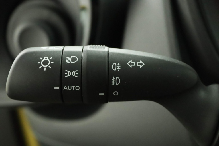 Toyota Aygo X - 1.0 VVT-i S-CVT Premium 31