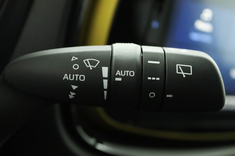Toyota Aygo X - 1.0 VVT-i S-CVT Premium 32