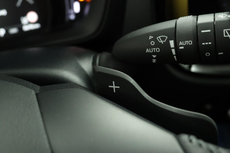 Toyota Aygo X - 1.0 VVT-i S-CVT Premium 46