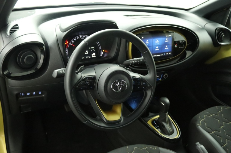 Toyota Aygo X - 1.0 VVT-i S-CVT Premium 52