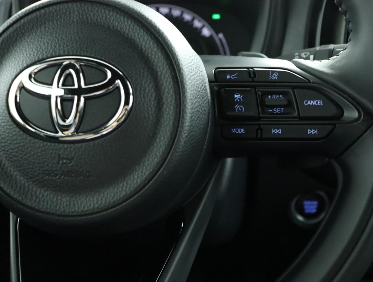 Toyota Aygo X - 1.0 VVT-i S-CVT Premium 21