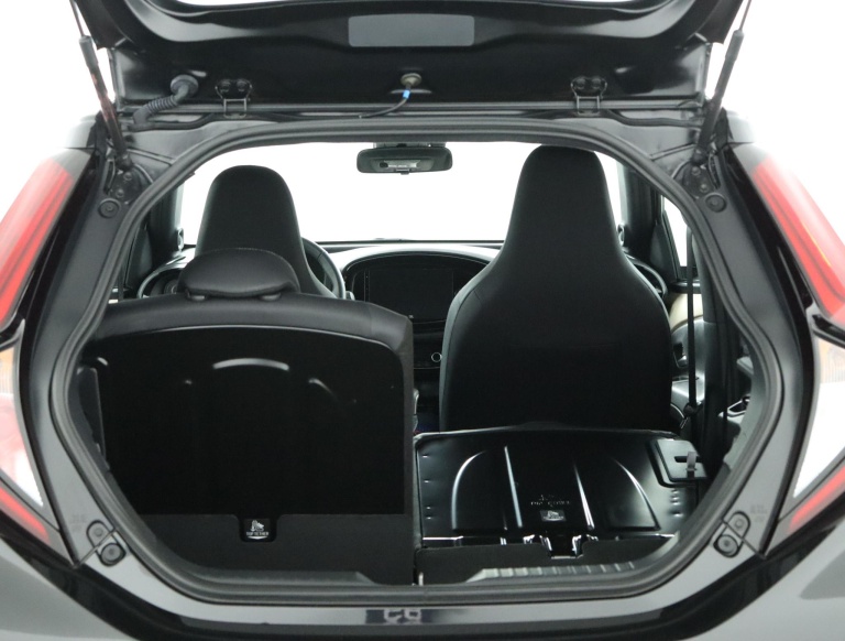 Toyota Aygo X - 1.0 VVT-i S-CVT Premium 25