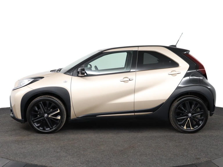 Toyota Aygo X - 1.0 VVT-i S-CVT Premium 3