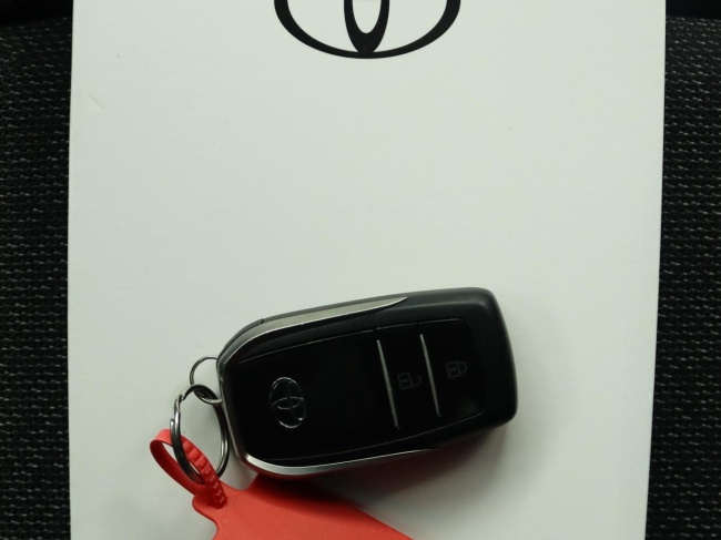 Toyota C-HR - 1.8 Hybrid 140 Active