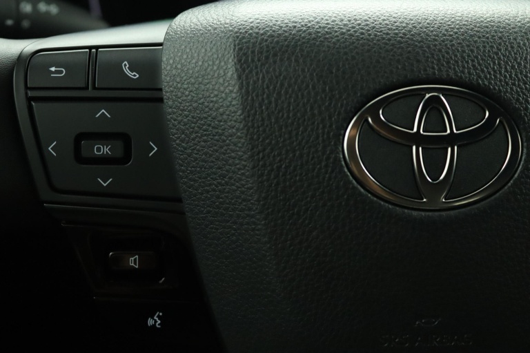 Toyota C-HR - 1.8 Hybrid 140 Active 19