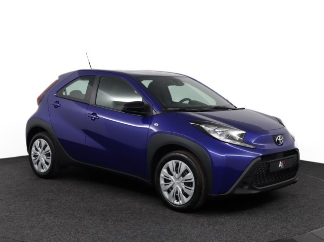 Toyota Aygo X - 1.0 VVT-i MT Play