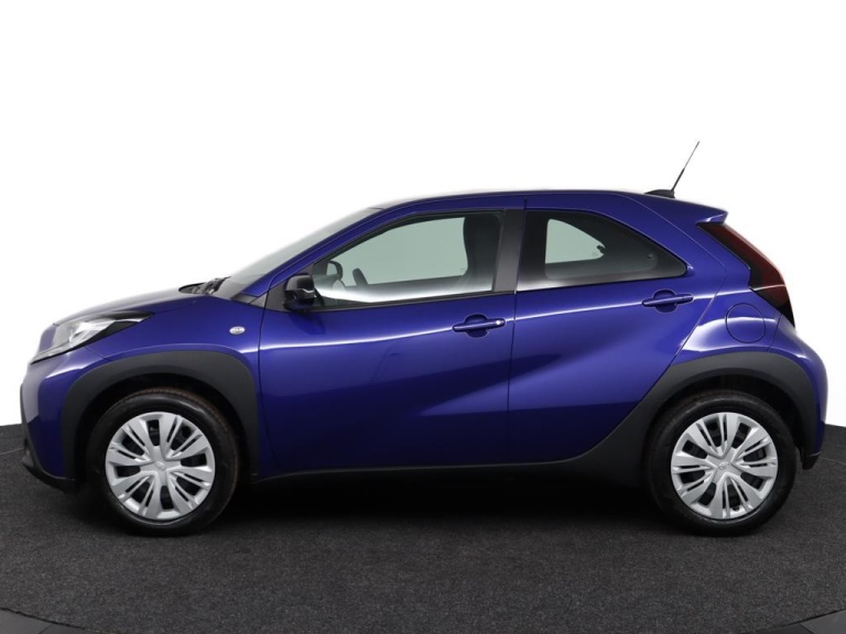 Toyota Aygo X - 1.0 VVT-i MT Play 3