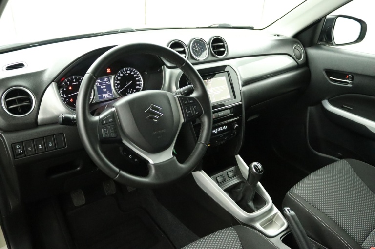 Suzuki Vitara - 1.6 Exclusive 63