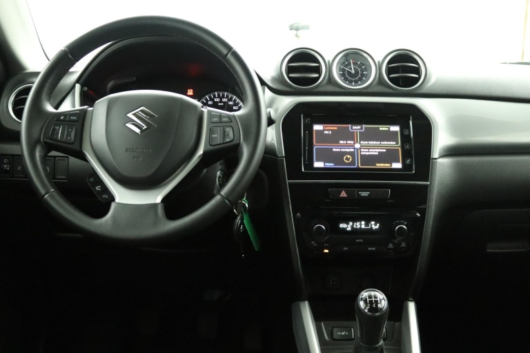 Suzuki Vitara - 1.6 Exclusive 64