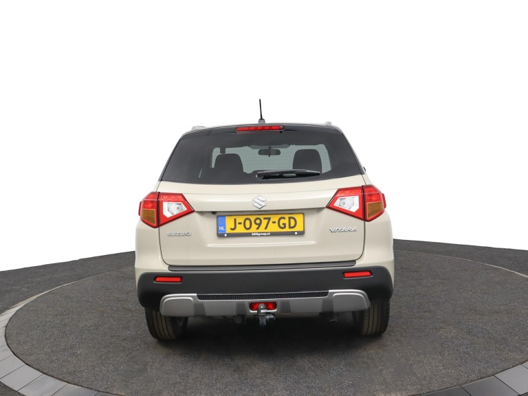 Suzuki Vitara - 1.6 Exclusive 68