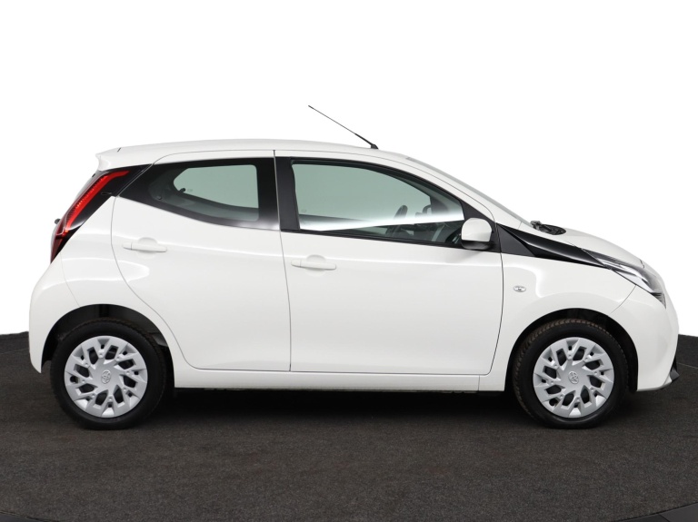Toyota Aygo - 1.0 VVT-i x-fun 12