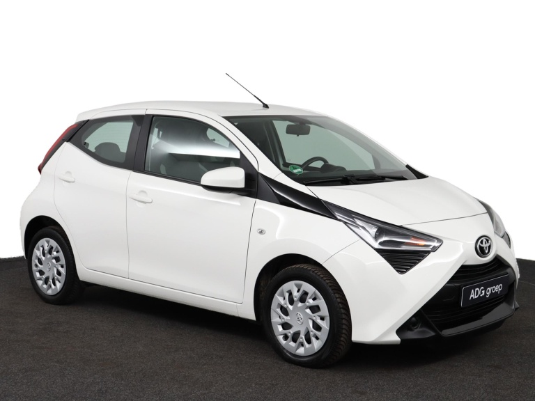 Toyota Aygo - 1.0 VVT-i x-fun 13