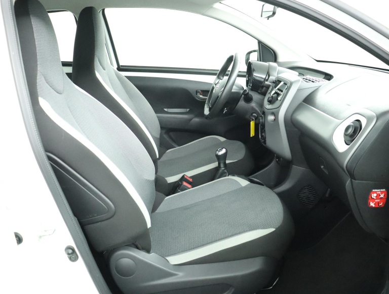 Toyota Aygo - 1.0 VVT-i x-fun 21