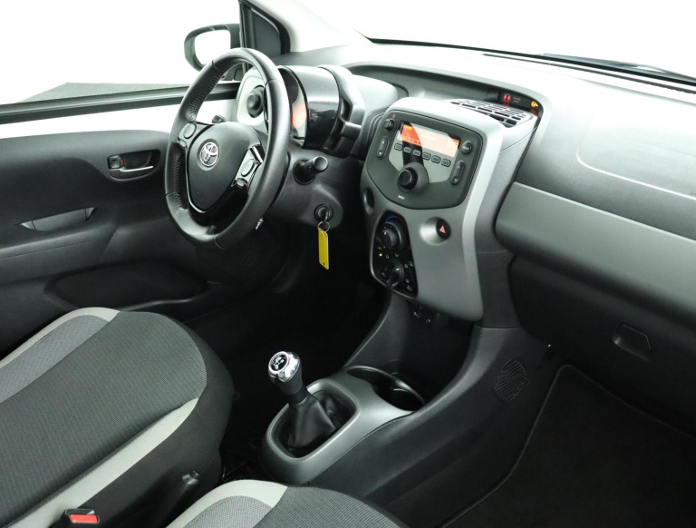 Toyota Aygo - 1.0 VVT-i x-fun 46