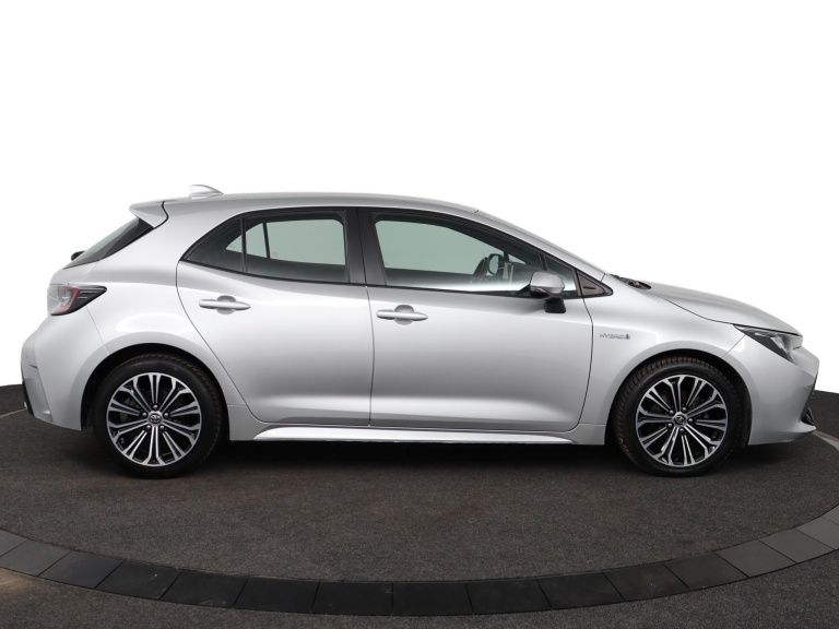 Toyota Corolla - 1.8 Hybrid First Edition 13