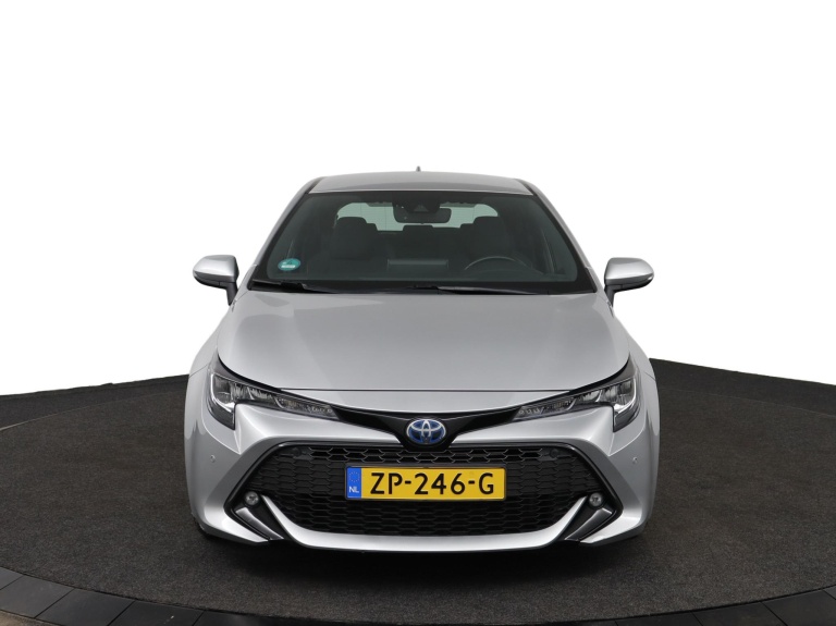 Toyota Corolla - 1.8 Hybrid First Edition 16