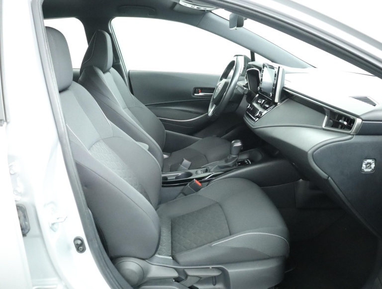 Toyota Corolla - 1.8 Hybrid First Edition 22