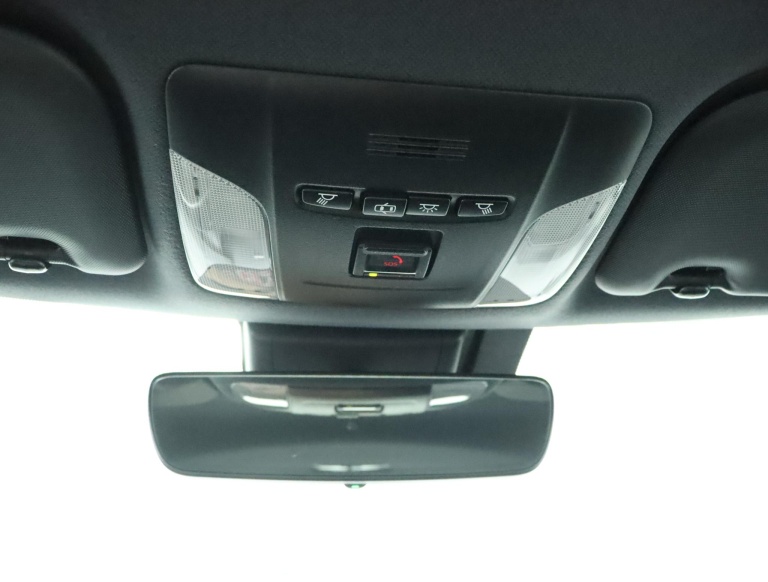 Toyota Corolla - 1.8 Hybrid First Edition 33