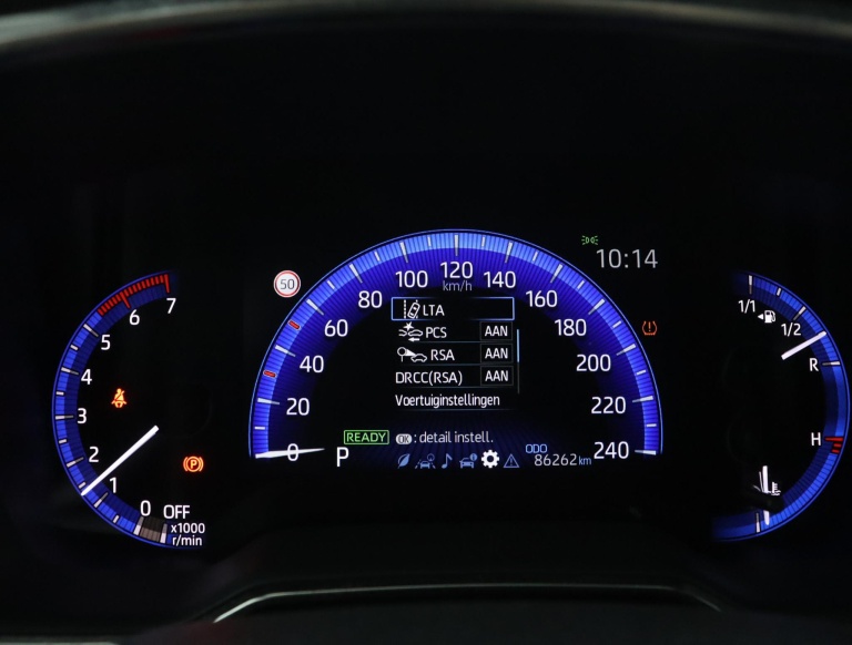 Toyota Corolla - 1.8 Hybrid First Edition 52