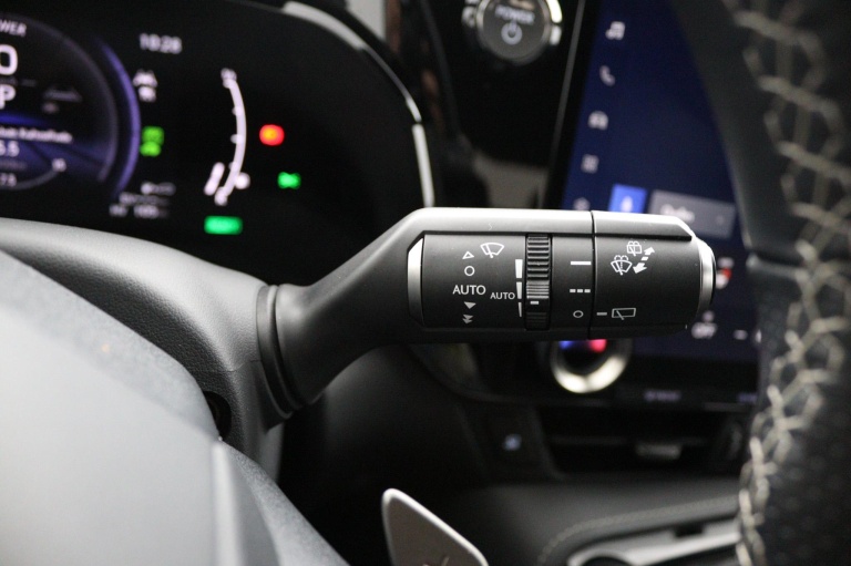 Lexus NX - 450h+ AWD F SPORT Line 31
