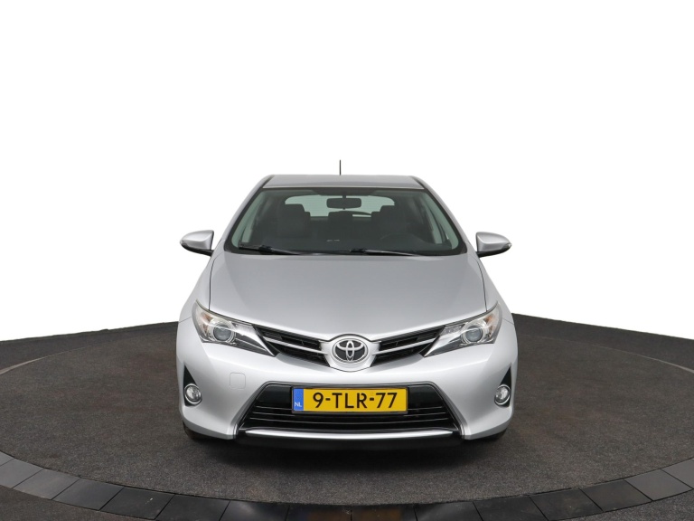Toyota Auris - 1.6 Aspiration 16